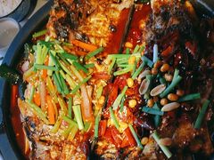 -鸣记脆皮烤鱼·海鲜烤鱼(三八广场店)