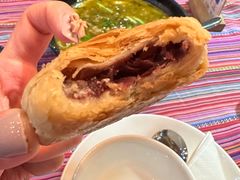 -香巴拉云南餐厅(华莱坞店)