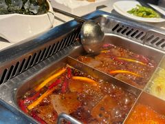 -海底捞火锅鲜切牛肉主题店(长寿路店)