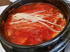 辣蘑菇牛肉汤-六七八韩式烤肉·韩国料理(上杭路店)