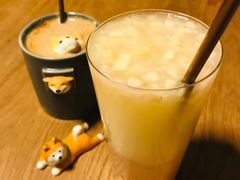 白桃酸乳-柴务处·柴犬主题狗咖