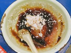 传统冰粉-马路边边麻辣烫联盟路店