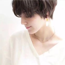 -卡尔诗·科技美肤连锁