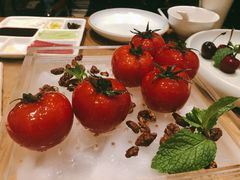番茄脆菇沙拉-小大董·烤鸭(王府井apm店)