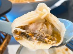 蟹粉小笼包-馋三尺蟹粉小笼(人民广场店)