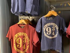 -九又四分之三站台哈利波特商店