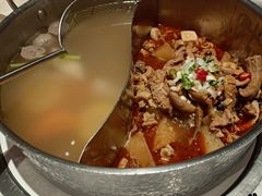 -左庭右院鲜牛肉火锅(环球港店)