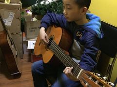 -艺桉余音琴行(火神庙分店)