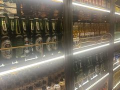 -钱小奴海鲜自助黑金店(杭州滨江龙湖店)