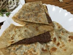 -溢心园香河肉饼总店