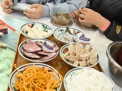 -刘姐啤酒鱼民族演艺餐厅(西街总店)