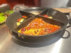 -朱光玉火锅馆(小寨原力场店)