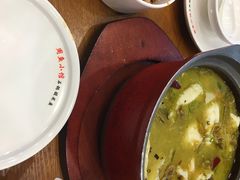 -周鱼小馆石锅酸菜鱼(活力汇店)