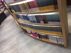 -覔书店(壹方城店)