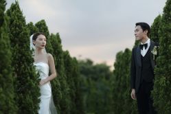-喜爱高定婚纱摄影