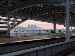 -深圳坪山站