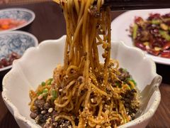 -肆海小川菜酒馆Wine Bistro (青年路店)