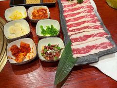 -喜牛烧肉酒场·黑金店(威高广场店)