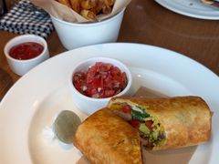 -ROAST coffee & eatery