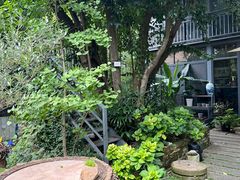 -谷咖啡·鲜花绿植花园餐厅