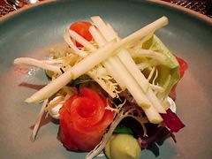 伏特加柠檬渍三文鱼配红菜头-杭州西子湖四季酒店-WL BISTRO西湖餐厅(灵隐路店)