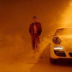 -变画·发型STUDIO