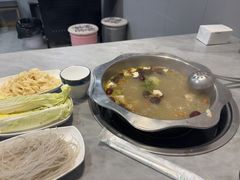 -光头药膳鸡(莱茵小镇店)