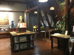 -良友书坊(安徽路店)
