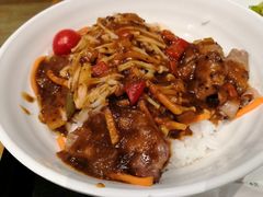 黑胡椒金针菇肥牛饭-大家乐(广州天河城六楼店)