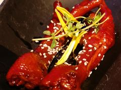 吮指鸡爪-桂满陇天书(南京德基旗舰店)