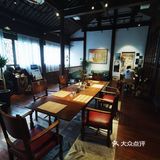 在这样的咖啡馆里感受着古今中外