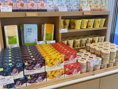 -奈雪的茶(大连新玛特店)