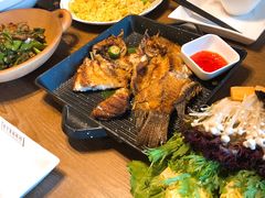 -拾味馆·浓鲜骨汤(光谷天地店)