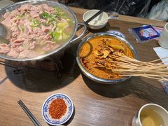 -肖四女乐山跷脚牛肉(世博源店)