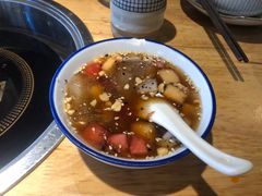 -野山舂·贵州现舂酸汤火锅(鸿通城店)