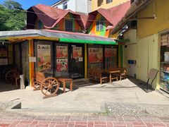 -Jonah's Fruit Shake & Snack Bar