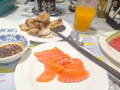-金马门国际美食百汇(珞喻路店)