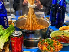 -马路边边麻辣烫串串火锅(体育西路店)