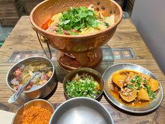 -成都你六姐·牛肉冒菜(城市集市合生汇店)