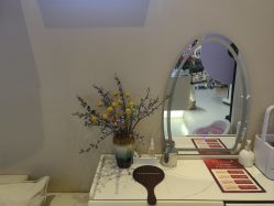 -万阡国际专业祛斑·祛痣·祛疤连锁