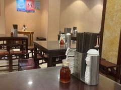 大堂-老桐椿 · 上海大馄饨