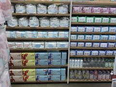 -名创优品(江南新地店)