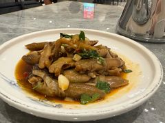 -朱记乳鸽王·非遗石岐乳鸽·全鸽宴(大兴旗舰店)