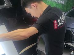 -鲨鱼皮汽车凹陷玻璃修复(静安店)