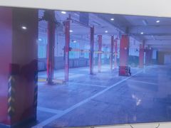 -北亚国超特斯拉授权钣喷中心
