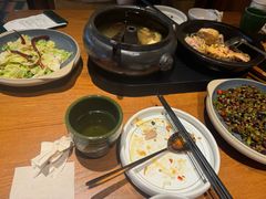 -云海肴·汽锅鸡·云南菜(天山百盛优客店)