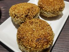 传统麻酱烧饼-东来顺铜锅炭火涮肉(上地华联店)