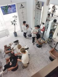 -I+造型烫发染发