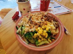 -嗨皮儿·现蒸面皮(抄纸巷店)
