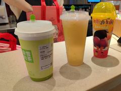 -奈雪的茶(M+世纪都会广场店)